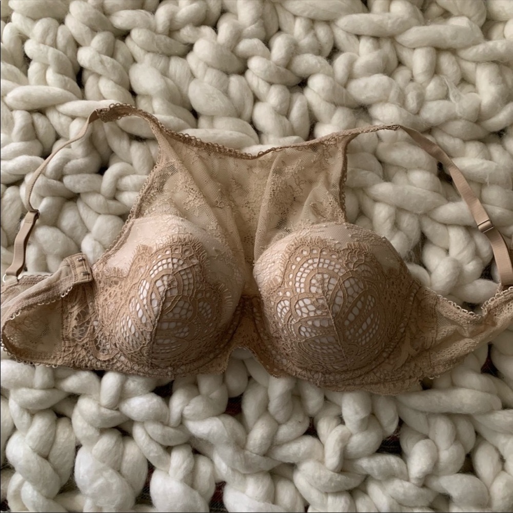 36D Victoria secret high neck lace bra